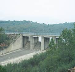 Presa de Rivera de Gata